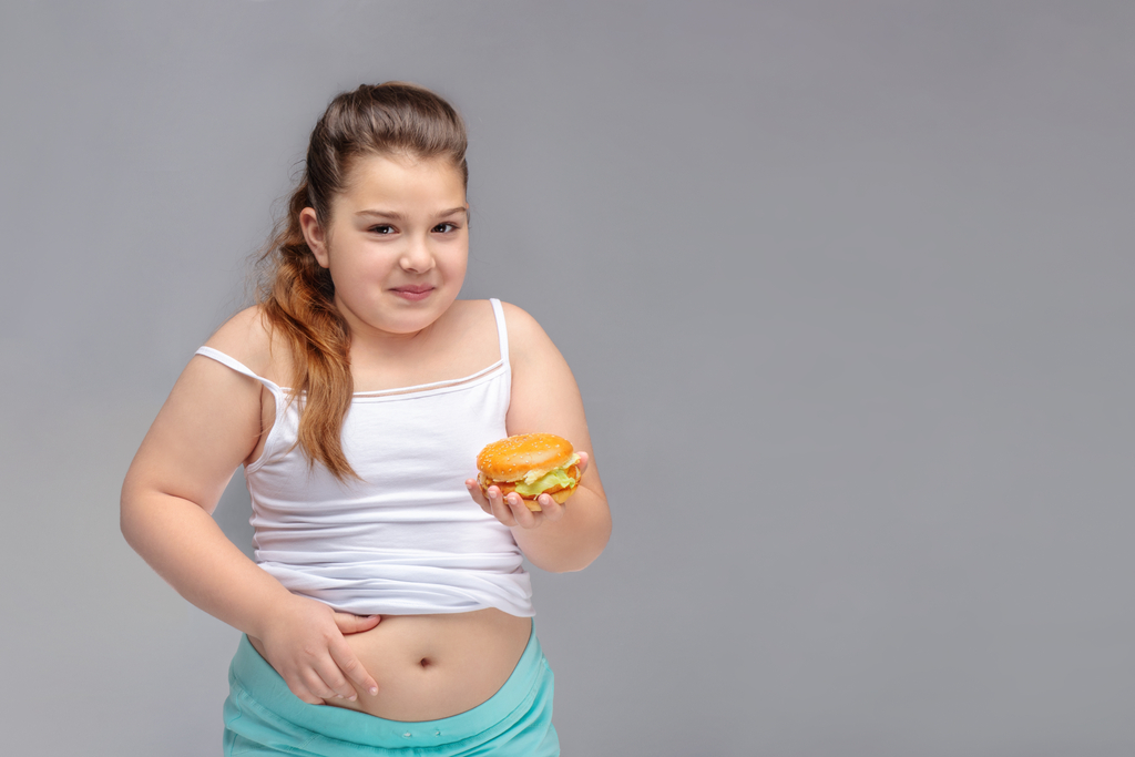 Hogyan beszéljünk a túlsúlyról és elhízásról a gyerekkel?