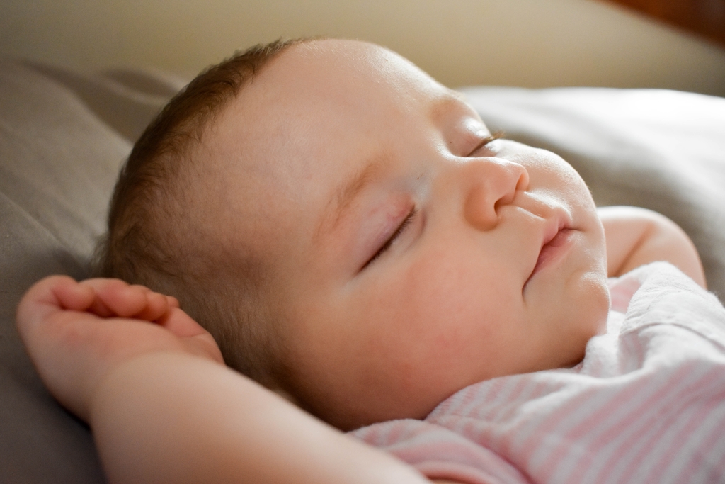 10 tipp a baba biztonságos alvásához